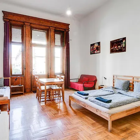 Pal'S Hostel And Apartments Hostel Budapest