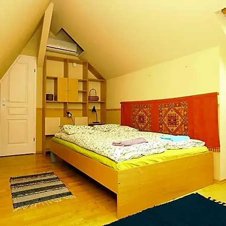 Hostel Pal's And *